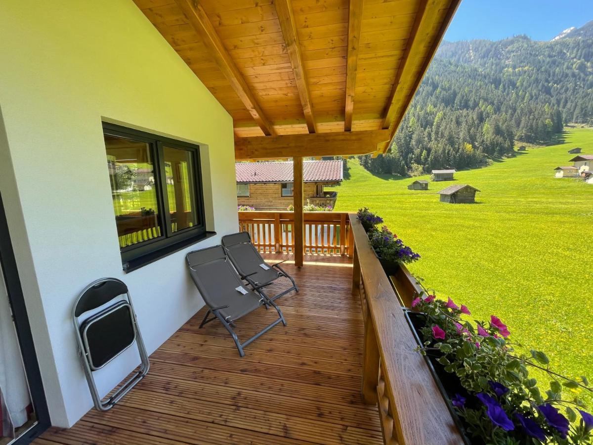 Appartement Haus Blickfang à Neustift im Stubaital Extérieur photo