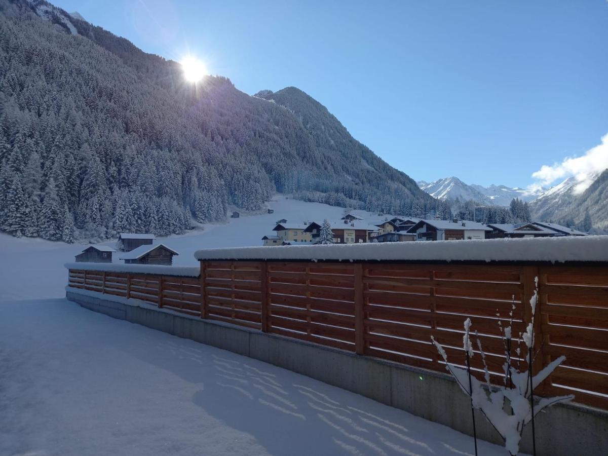 Appartement Haus Blickfang à Neustift im Stubaital Extérieur photo